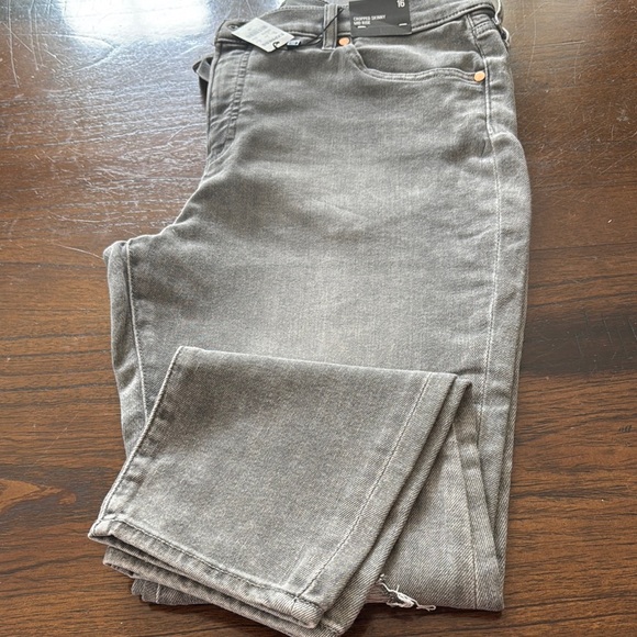 Express Gray Skinny Jeans with Distressed Details - Picture 6 of 6